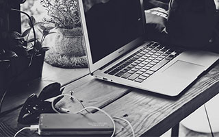 age动漫里“看着像证据”的隐含前提：从传播角度讲